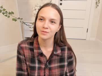 latina cam girl lisahallf image #3892549