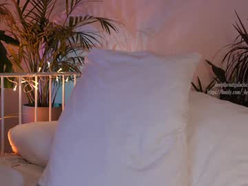 latina cam girl _deepthroatgalactica image #1176541