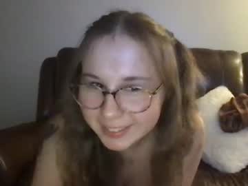 belle_blossom latina cam