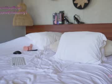 latina cam girl emilia98xxx image #3377635