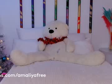 latina cam girl amelia__williams image #505679
