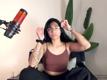 latina cam girl mayamochi image #555973