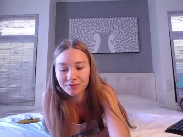 latina cam girl teonasafina__ image #3358554