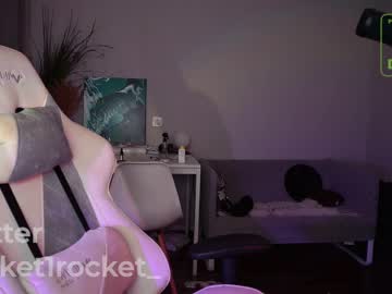 latina cam girl pocketrocket_ image #3453780