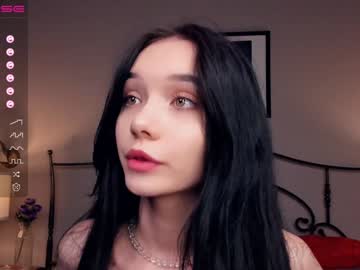 latina cam girl riskyproject image #2913398