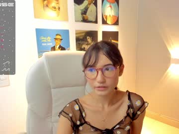 latina cam girl little_effy18 image #2323340