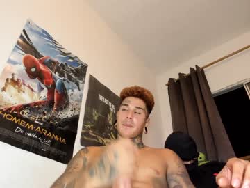 latina cam man ululante image #3995463