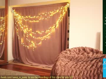 latina cam girl venus_in_jeans image #3858028