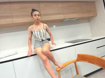 latina cam girl ehotlovea image #2472610