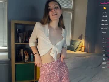 latina cam girl youne_and_beautiful image #2993107