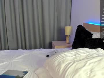 latina cam girl jennylove52 image #3395940