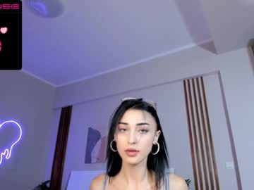 latina cam girl kim_yana image #1625570