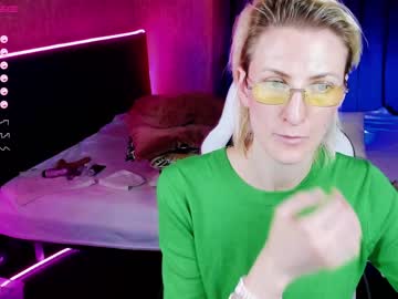 latina cam girl eva__blonde image #1438074