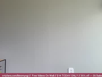 latina cam girl bloomyogi image #1247967