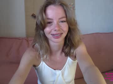 latina cam girl elli_harmon image #3312449