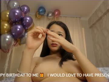 latina cam girl myon_yun image #397491