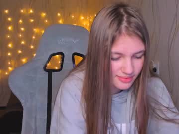latina cam girl kylie_mine image #2028583