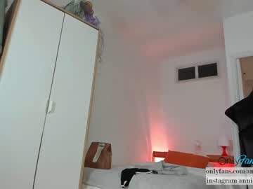 latina cam girl annieguzman_ image #3704188