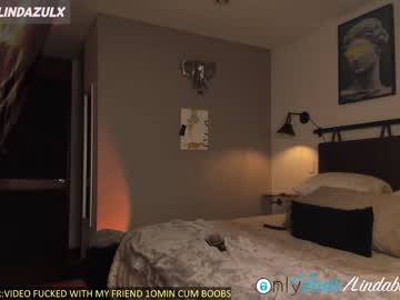latina cam girl lindabluee image #4445724
