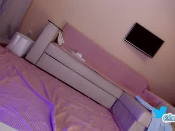 latina cam girl hollyextra image #1926247