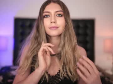 latina cam girl shy_jane image #284678