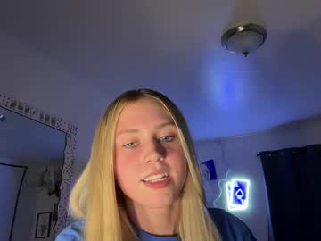 latina cam girl kayclaire image #4688374