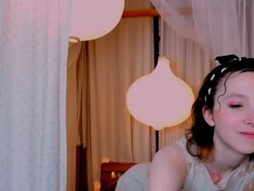 latina cam girl hailiemills image #2018822