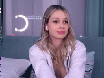 latina cam girl cinacramby image #3993060
