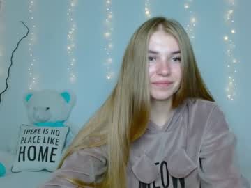 latina cam girl little__cherrry image #1641580