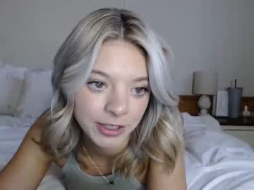 latina cam girl coryraine1 image #2813181
