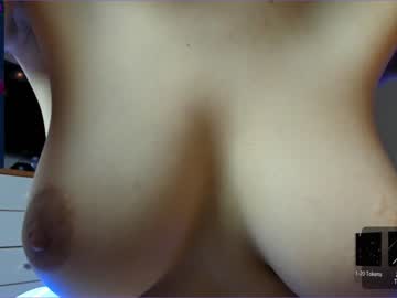 latina cam girl myon_yun image #528829