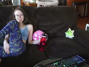 latina cam girl elfenemma image #4346315