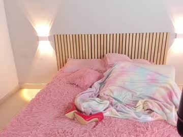 latina cam girl little_effy18 image #3181341