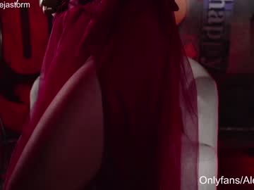 latina cam girl alejastorm image #2482267