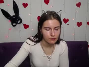 mollytravis latina cam