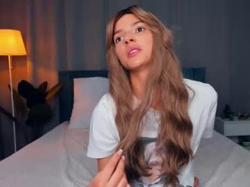 latina cam girl tuttyfrutty1 image #4670815