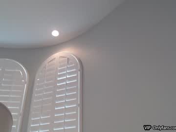 latina cam girl blonde_riderxxx image #2898996