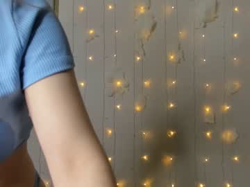 latina cam girl just_emmy image #3111079