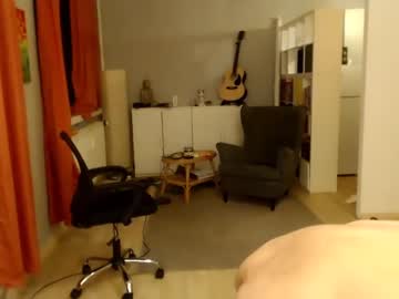leo_berlin21 latina cam