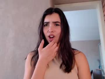 latina cam girl nika_la image #1098354