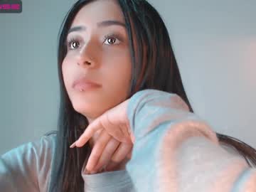 latina cam girl gummy_bear7 image #997976