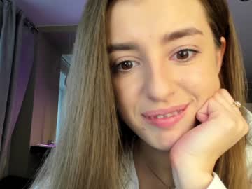 latina cam girl coy_amina_ image #1971896