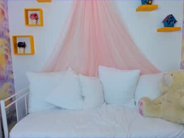 latina cam girl amelia__williams image #356566