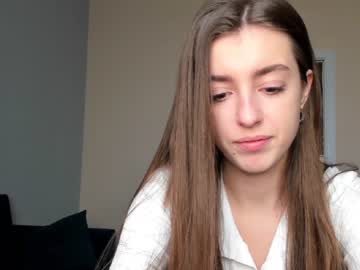 latina cam girl coy_amina_ image #2392286