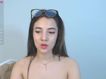 latina cam girl emilycute13 image #1020736