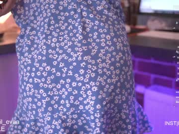 latina cam girl lil_eva image #1381637