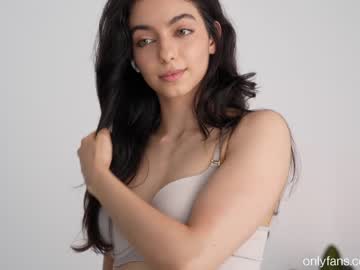 latina cam girl naughtysammx image #2712954