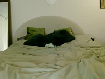 latina cam girl peachyyvirgo image #3291603