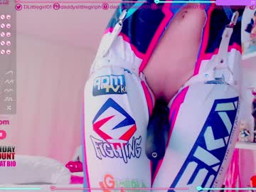 latina cam girl daddyslittlegirl01 image #390557