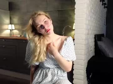 latina cam girl ellizabetta image #4641278